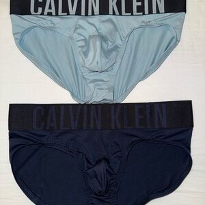 Calvin Klein Men's Briefs - Light Blue and Navy